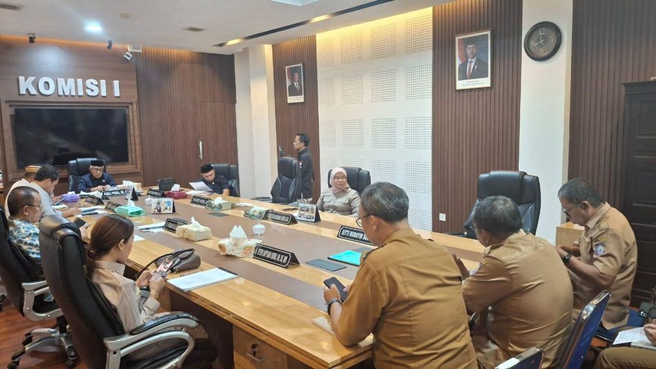 RDP Komisi I Deprov Gorontalo dengan OPD Mitra kerja di Lingkungan Pemprov Gorontalo.(F:humas)