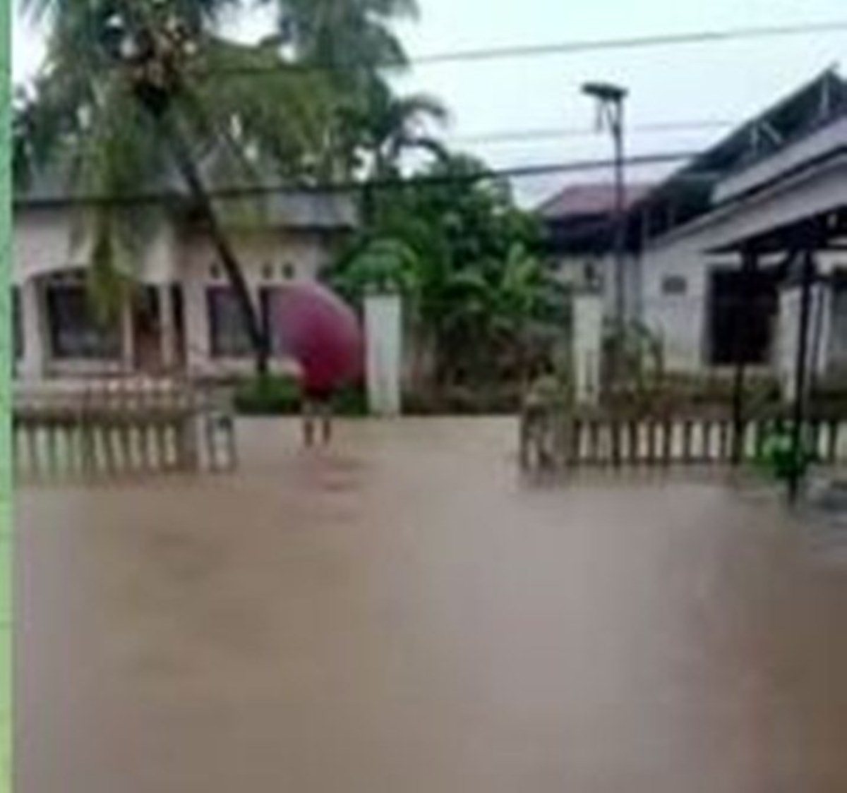 Puluhan rumah warga yang terendam banjir di Bone Bolango.(F:Ist)