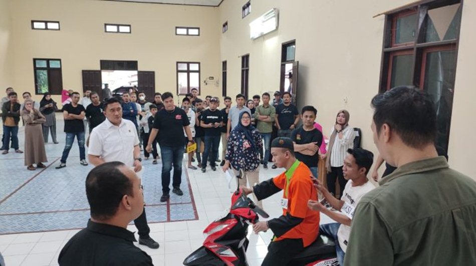 Rekonstruksi kasus penikaman yang digelar Polresta Gorontalo (F:hms-Pol)