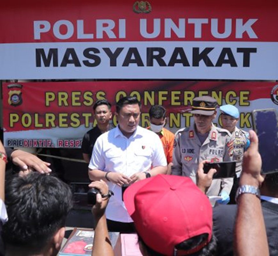 Kasat Reskrim AKP Akmal Novian Reza saat memberika keterangan ppengungkapan curanmor (F:hms-Pol)