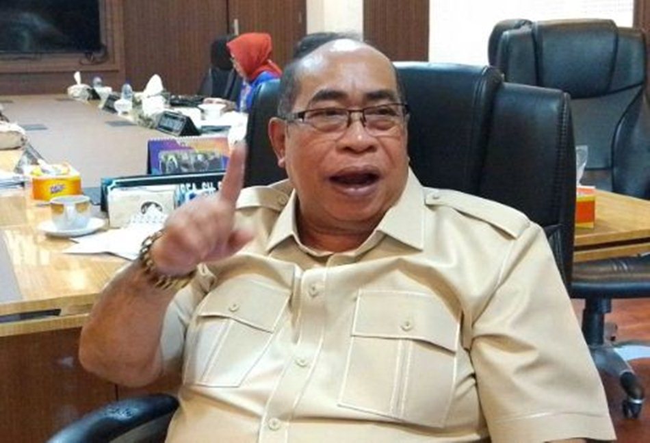 Walikota Gorontalo Adhan Dambea (F:dok)