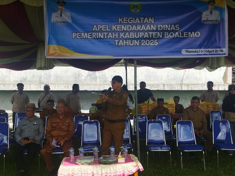 Pemerintah Kabupaten Boalemo menyelenggarakan Apel Kendaraan Dinas 2025 di Stadion Gelora Pemuda, Desa Piloliyanga.(F:hms)