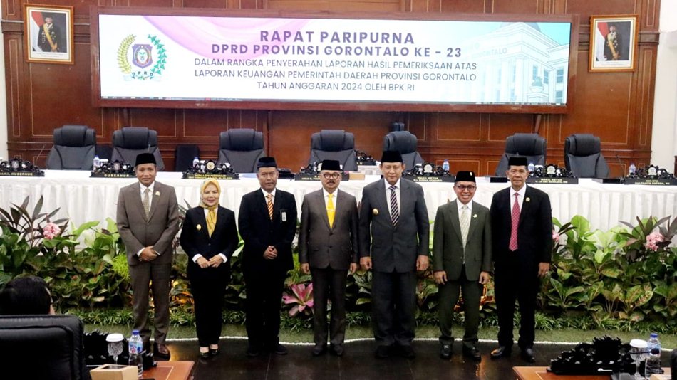 Apresiasi  atas pencapaian tersebut disampaikan langsung oleh Ketua DPRD Provinsi   Gorontalo, Idrus M. Thomas Mopili, dalam Rapat Paripurna ke-23.(F: hms)
