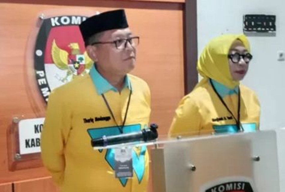 Pasangan Thariq Modanggu dan Nurjanah Hasan Yusuf langsung menyampaikan pernyataan resmi kepada publik. (F:Ist)