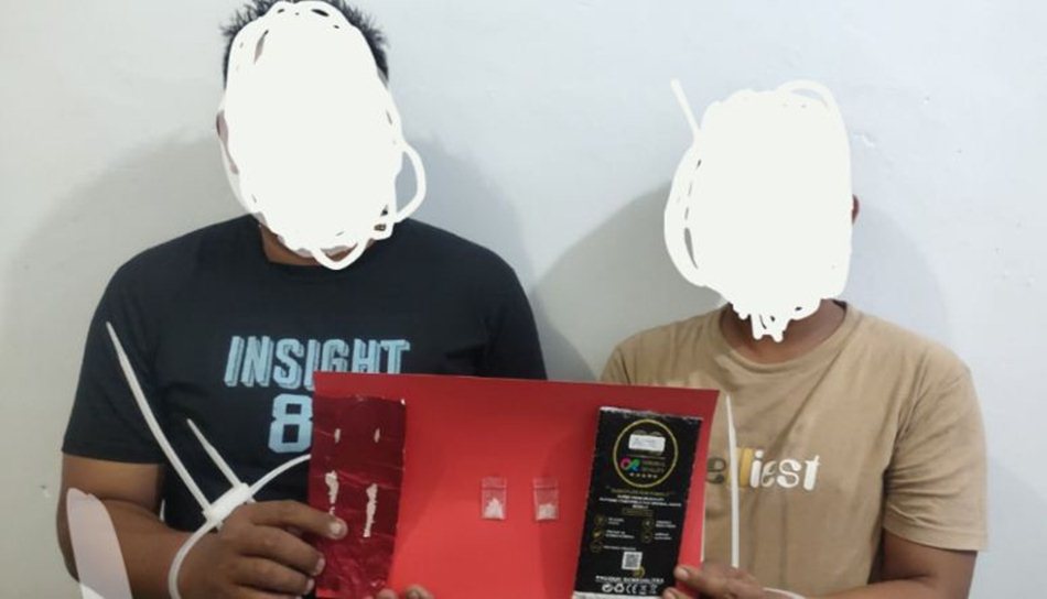 Dua pria yang diduga membawa sabu berhasil diamankan dalam operasi .(F:Hms-Pol)