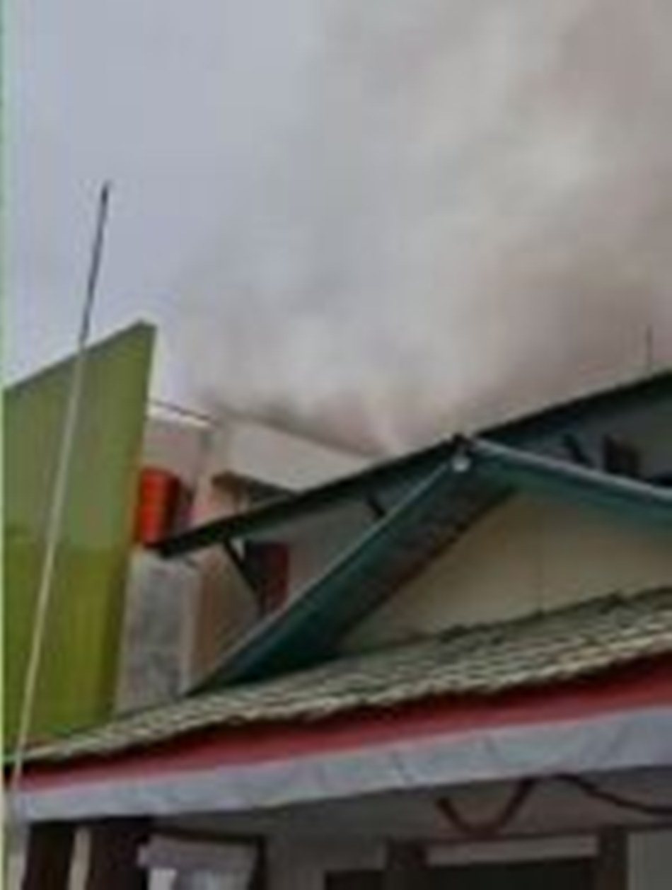 kebakaran yang  terjadi di Madrasah   Tsanawiyah (MTs)  Negeri 1 Gorontalo.(F:Ist)