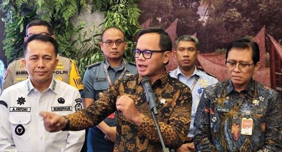 Wakil Menteri Dalam  Negeri, Bima Arya, menjelaskan bahwa kebijakan ini didasari oleh dua alasan utama. (f:ist)