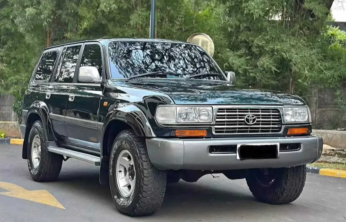 Mobil bekas Toyota Land Cruiser VX-80, makin tua makin mahal. (Facebook Marketplace)