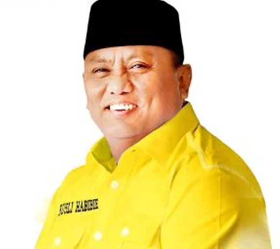 Ketua  DPD I Golkar Gorontalo Rusli Habibie.(F:dok)