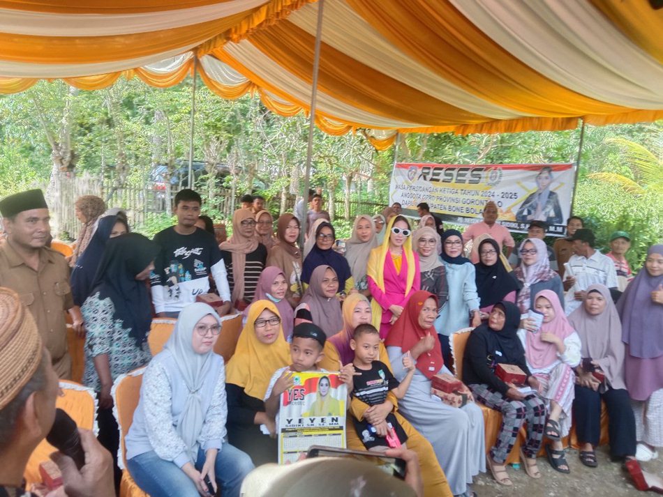 reses terakhir masa sidang ke-III tahun 2025 yang digelar oleh Anggota DPRD Provinsi Gorontalo, Yeyen Sidiki, di Desa Tingkohobu.(F:Ist)