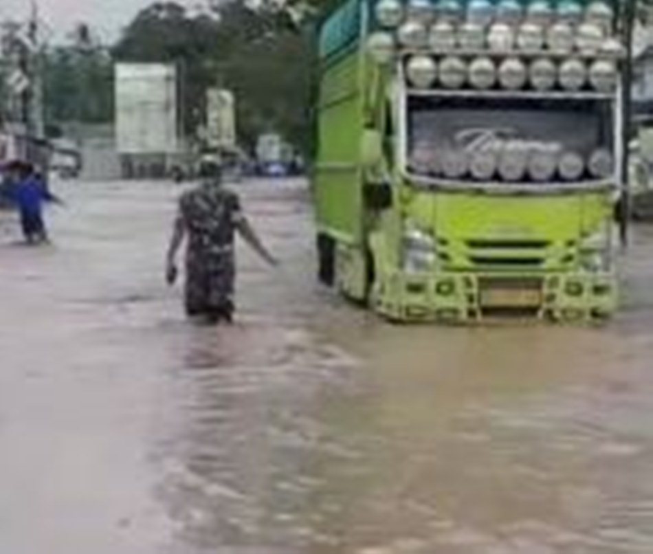 Dua desa di Kabupaten Gorontalo kembali dikepung banjir usai hujan deras mengguyur.(F: Ist)