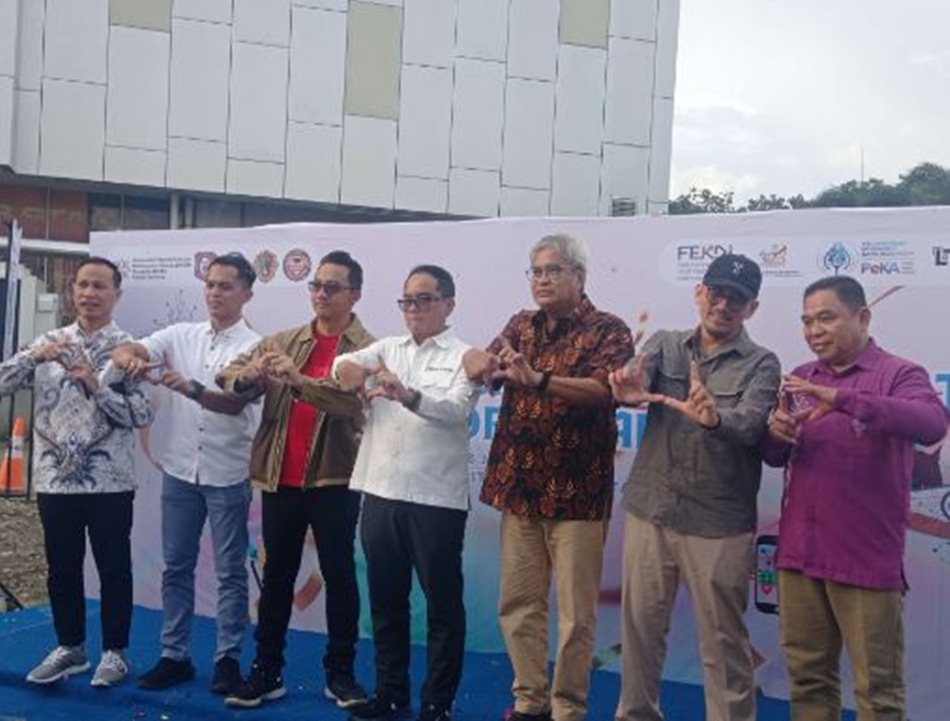 Kepala  Perwakilan Bank Indonesia (BI) Gorontalo, Bambang Setya Permana, dalam momentum  Hari Keluarga Nasional (Harganas) yang berlangsung di halaman City Mall.(F:Ist)