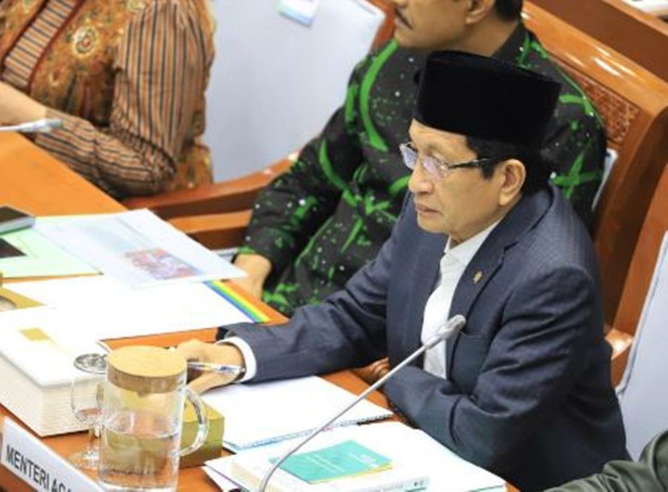 Menteri Agama Nasaruddin Umar  bersama  Komisi VIII DPR RI.(F:ist)