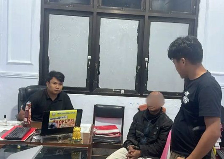Akhiri Pelarian Terduga Pelaku Pencabulan saat Ditangkap Personil Resmob Polres Pohuwato (F:ist)