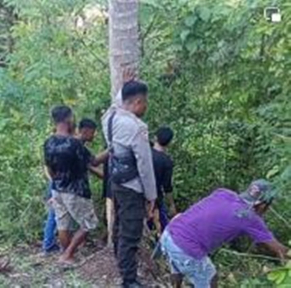 Lokasi Penemuan Mayat di Dusun I Desa Ombulo berbatasan dgn Desa Daenaa Kec. Limboto Barat. (F:Felix).