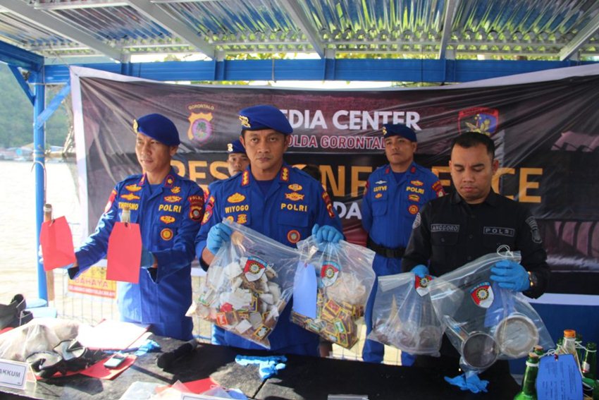 Kejar-kejaran di Laut, Polisi Tangkap Pelaku Ilegal Fishing di Gorut.(F:Hms-Pol)