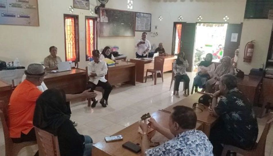 Komisi II DPRD Provinsi Gorontalo berkunjung di Koperasi Desa (Kopdes) Toluwaya, Kecamatan Bulango Timur.(F:Humas)