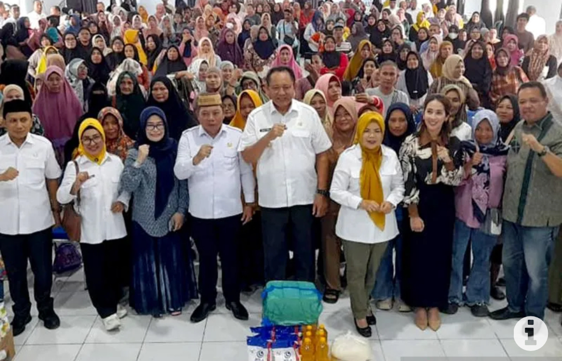 Pemprov Gorontalo salurkan bantuan produksi UMKM di Bone Bolango
