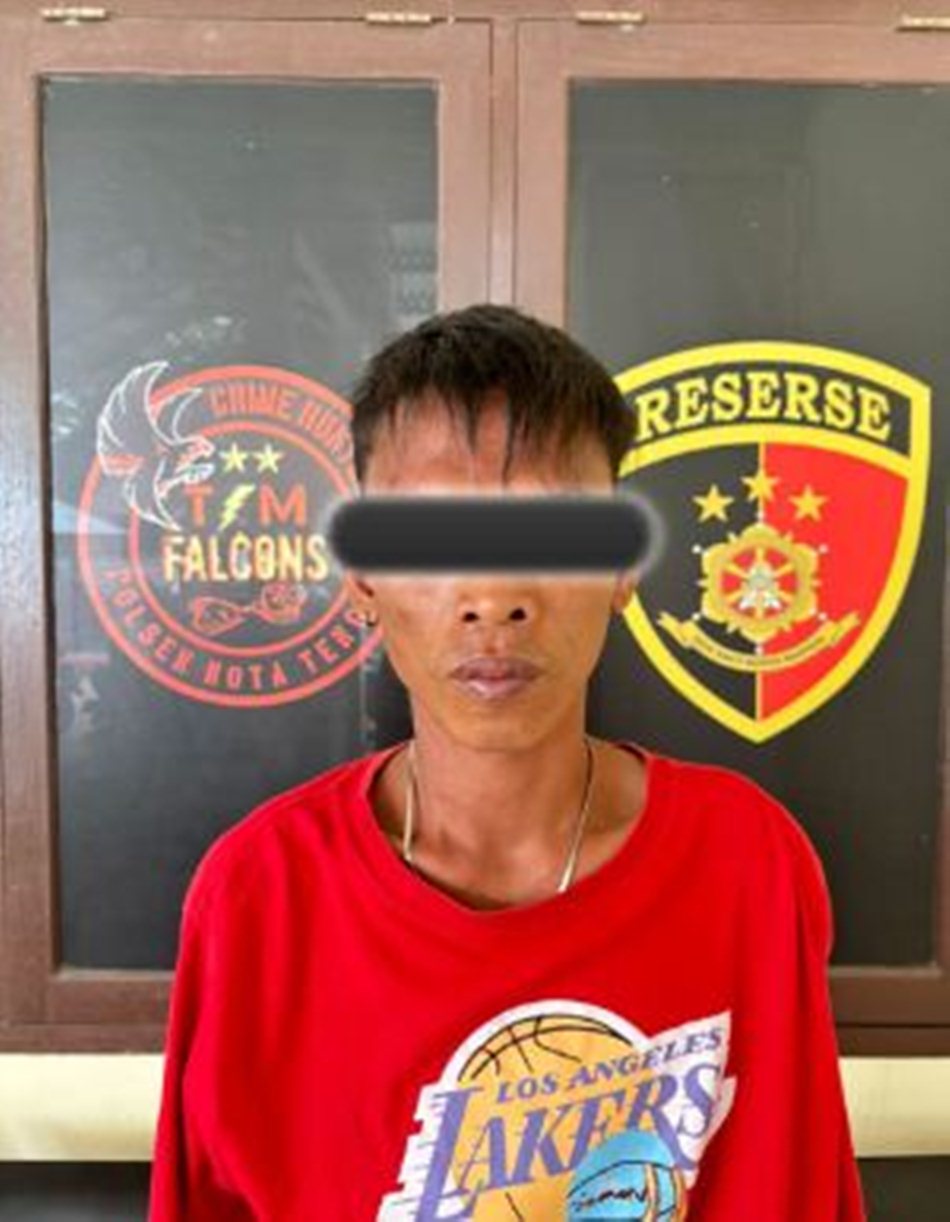 Fikri Adipati (28), warga Desa Tumbak, Kecamatan Pusomaen, Kabupaten Minahasa Tenggara..(F:Hms-pol)