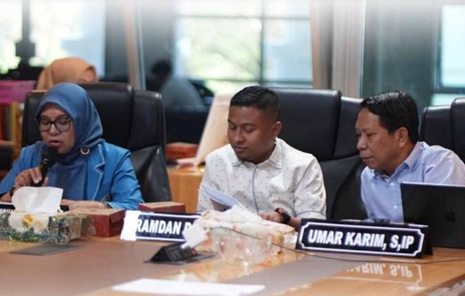 Komisi I DPRD Provinsi Gorontalo menggelar rapat konsultasi virtual bersama Komisi Penyiaran Indonesia (KPI) Pusat.(F:Hms-Enki)