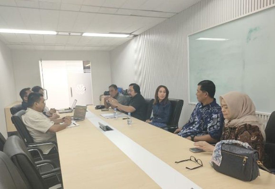 Komisi Gabungan DPRD Provinsi Gorontalo melakukan  kunjungan  kerja ke Direktorat Pencegahan Dampak Lingkungan Hidup dan Kehutanan (KLHK) RI. (F:Humas)