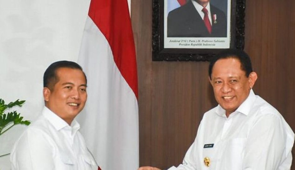 Gubernur Gorontalo Gusnar Ismail dan Gubernur NTB Lalu Muhamad Iqbal  di   Kantor Gubernur NTB..(F:Hms-Pemprov)