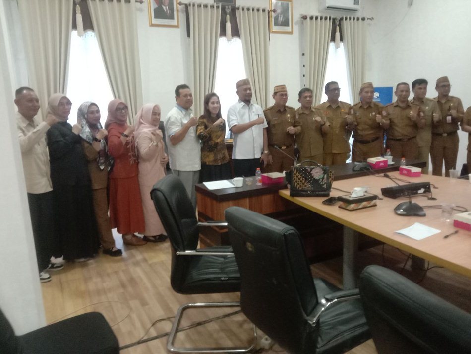 pertemuan antara anggota DPRD Provinsi Gorontalo daerah pemilihan (Dapil) II Bone Bolango dengan jajaran Pemerintah Kabupaten Bone Bolango. (F:Gpd)