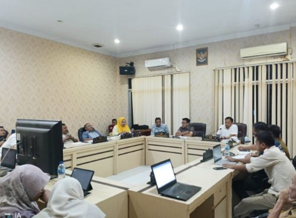 Revisi dokumen Rencana Tata Ruang Wilayah (RTRW) yang baru saja difinalisasi  DPRD Boalemo.(F:hms)