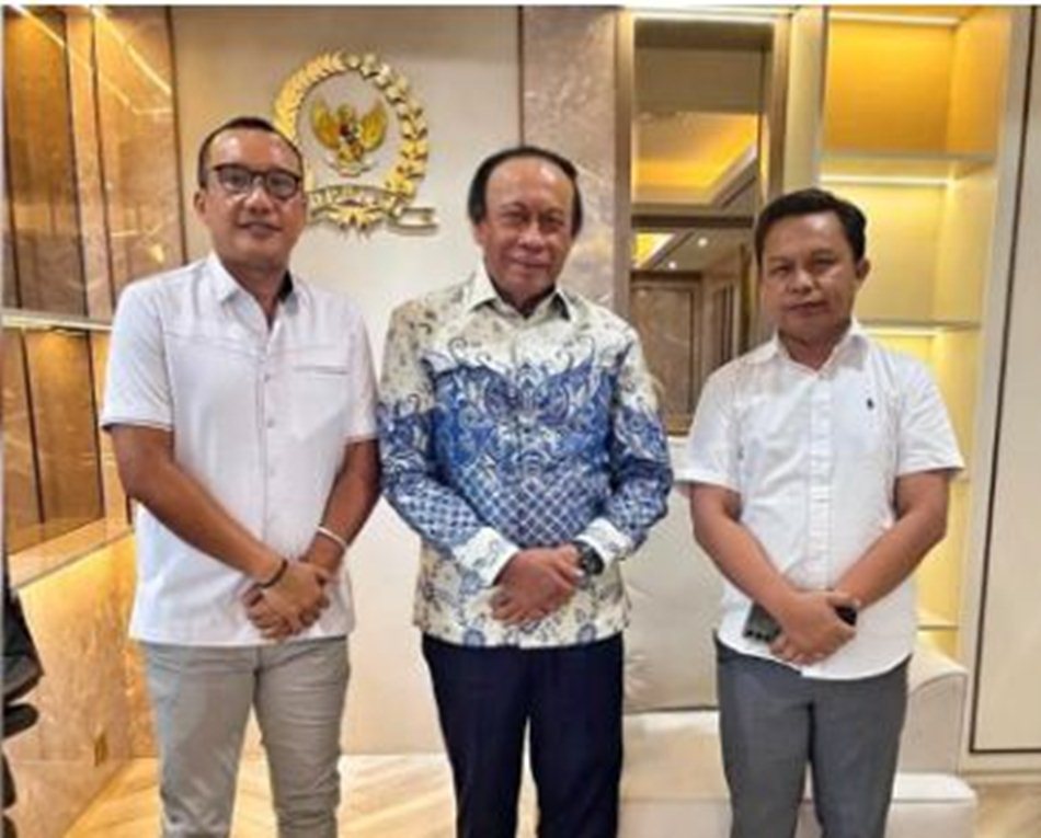 Lahmuddin Hambali melakukan pertemuan strategis dengan Wakil Ketua Badan Anggaran (Banggar) DPR RI, Muhidin Said.(F:Hms)