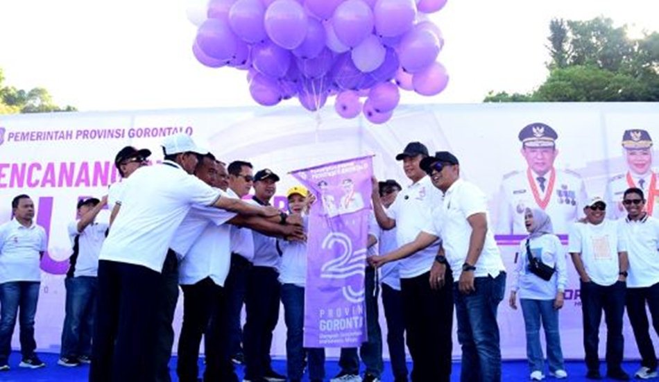 Ribuan Aparatur Sipil Negara (ASN) dari berbagai OPD lingkup Pemerintah Provinsi Gorontalo tumpah ruah (F:Kmfo)