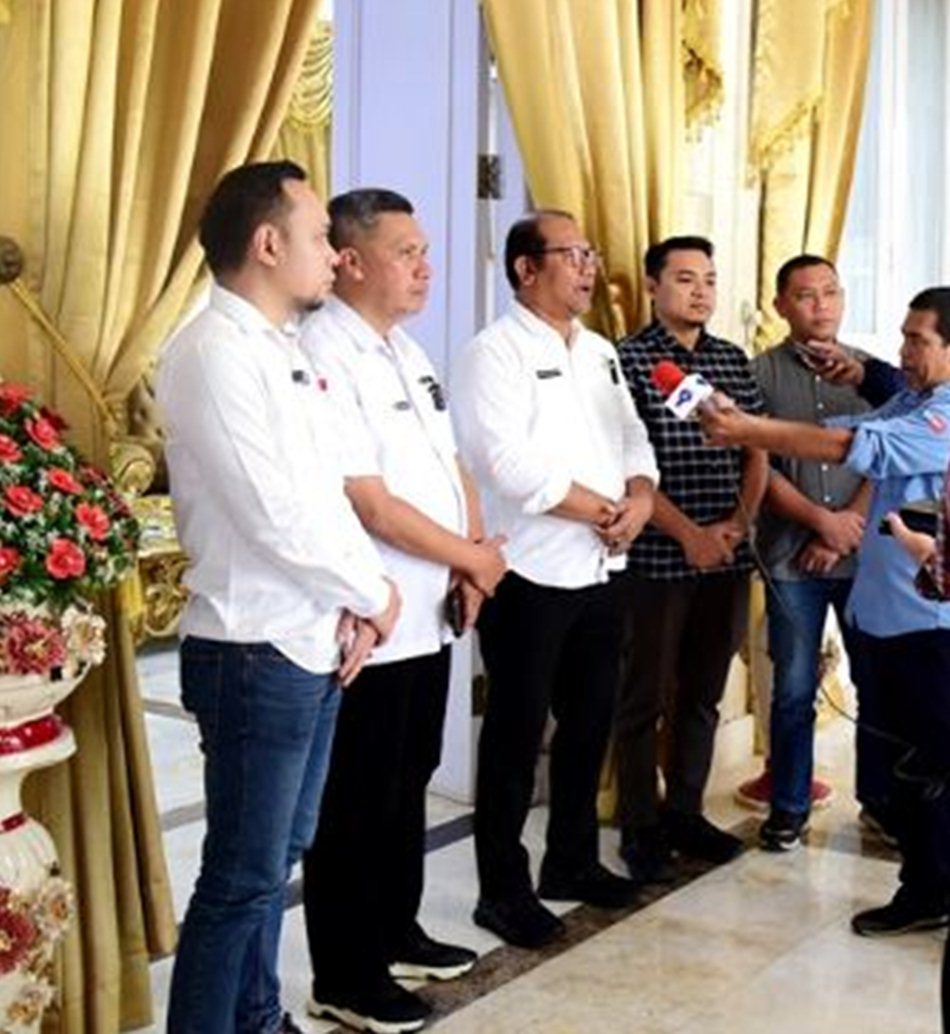Sekretaris Daerah Provinsi Gorontalo, Sopian Ibrahim, pada   konferensi pers di rumah jabatan Gubernur Gorontalo.(F:Kmfo)