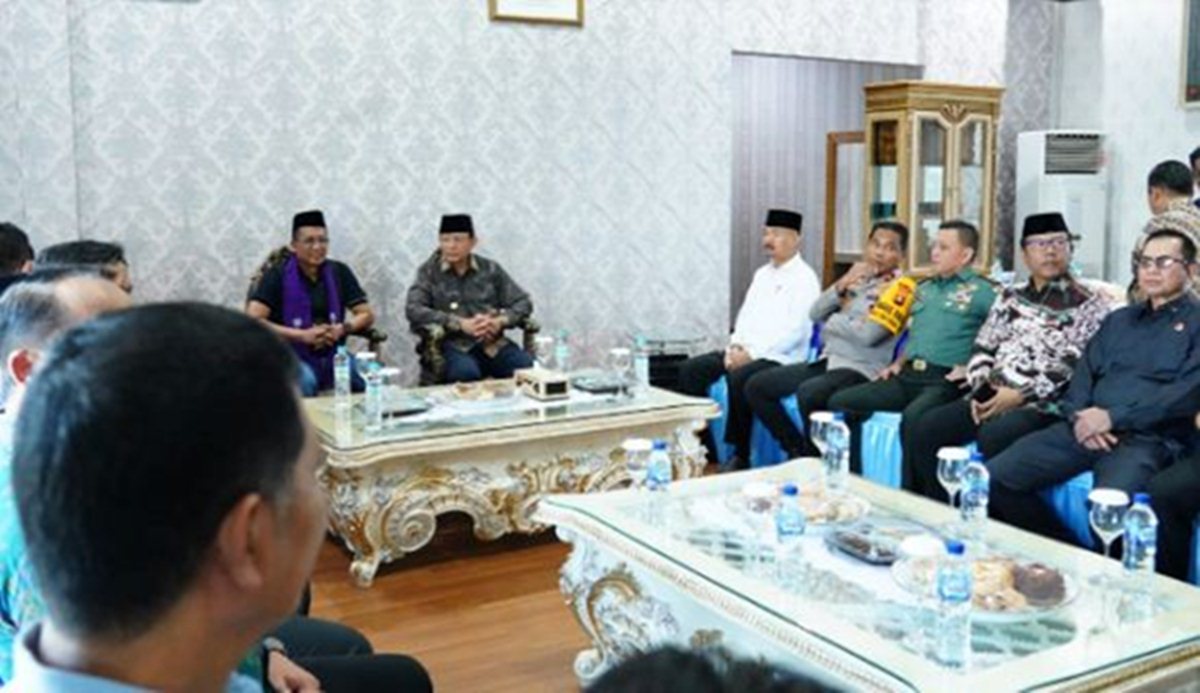 Kunjungan kerja Menteri Hukum Republik Indonesia, Dr. Supratman Andi Agtas, di Provinsi Gorontalo. (F:hms-Engki)
