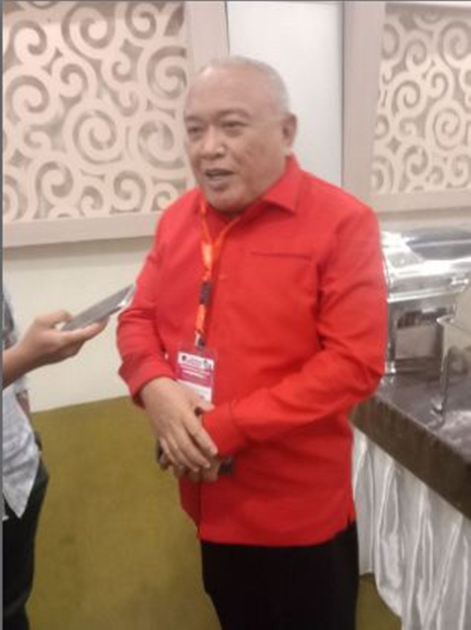 Ketua DPC PDI P yang baru Tonny Junus yang juga Wakil Bupati Gorontalo.(F:gpJP)