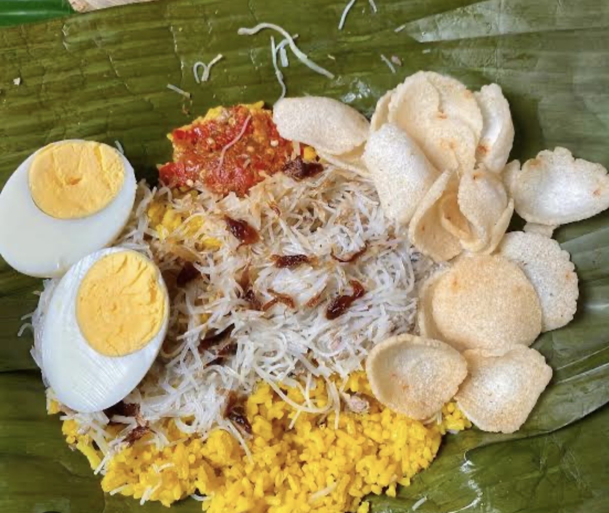 Nasi kuning khas gorontalo