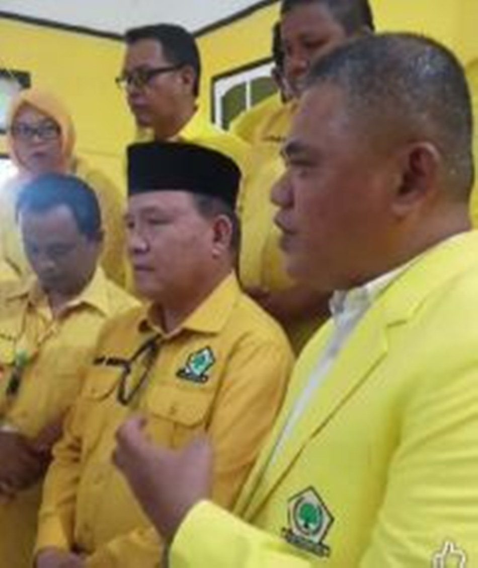 Ketua Golkar Pohuwato terpilih Nasir Giasi dan ketua DPRD Beni Nento.(F:Ist)