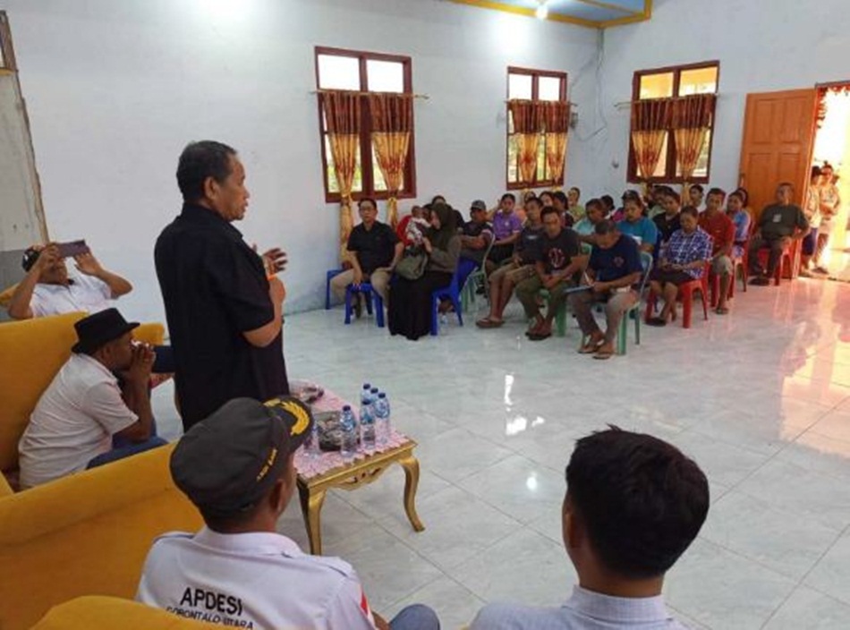 Ketua DPW Rachmat Gobel dan pada kesempatan ini diwakili oleh Sekretaris   DPW NasDem Gorontalo, Ridwan Monoarfa.(F:dokNasdem)