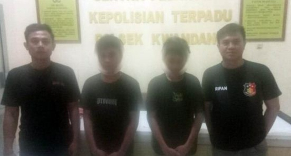 Kedua pelaku pana wayer saat diamaankan Satreskkrim Polres Gorut (F:Hms-Pol)