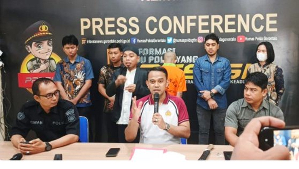 Penetapan tersangka tersebut disampaikan langsung oleh Direktur Reserse Kriminal Umum (Direskrimum) Polda Gorontalo, Kombes Pol Teddy Rachesna, saat konferensi pers.(F:Hms-Pol)