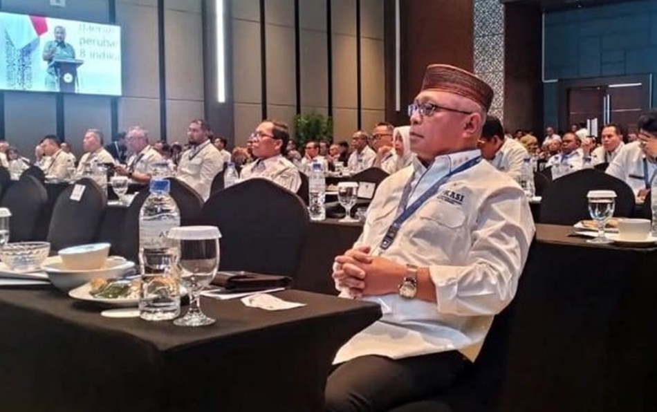 Bupati Sofyan Puhi   saat menghadiri  Rapat Kerja Nasional Ke-XVII APKASI di Batam, Kepulauan Riau.(F:Kmfo)