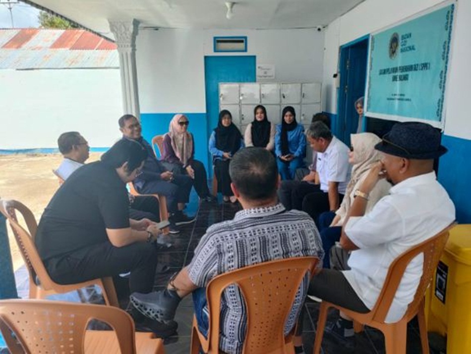 Pimpinan dan Anggota Komisi II DPRD Provinsi Gorontalo melakukan kunjungan kerja ke  Dapur SPPG MBG di Kelurahan Tumbihe, Kecamatan Kabila.(F:Hms)