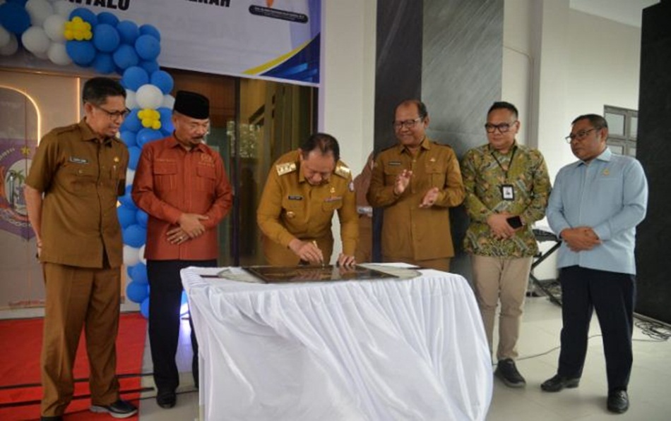 Pemerintah Provinsi Gorontalo resmi memiliki gedung baru Badan Keuangan dan Aset  Daerah (BKAD) yang berlokasi di Kelurahan Padebuolo.(F:Hms-Kmfo)