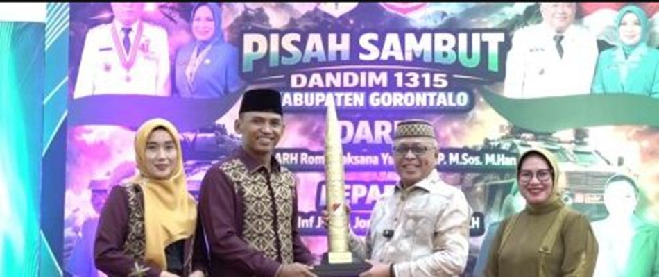 Bupati Sofyan Puhi menekankan pentingnya kesinambungan kerja   sama antara pemerintah daerah dan TNI..(f:Kmfo)