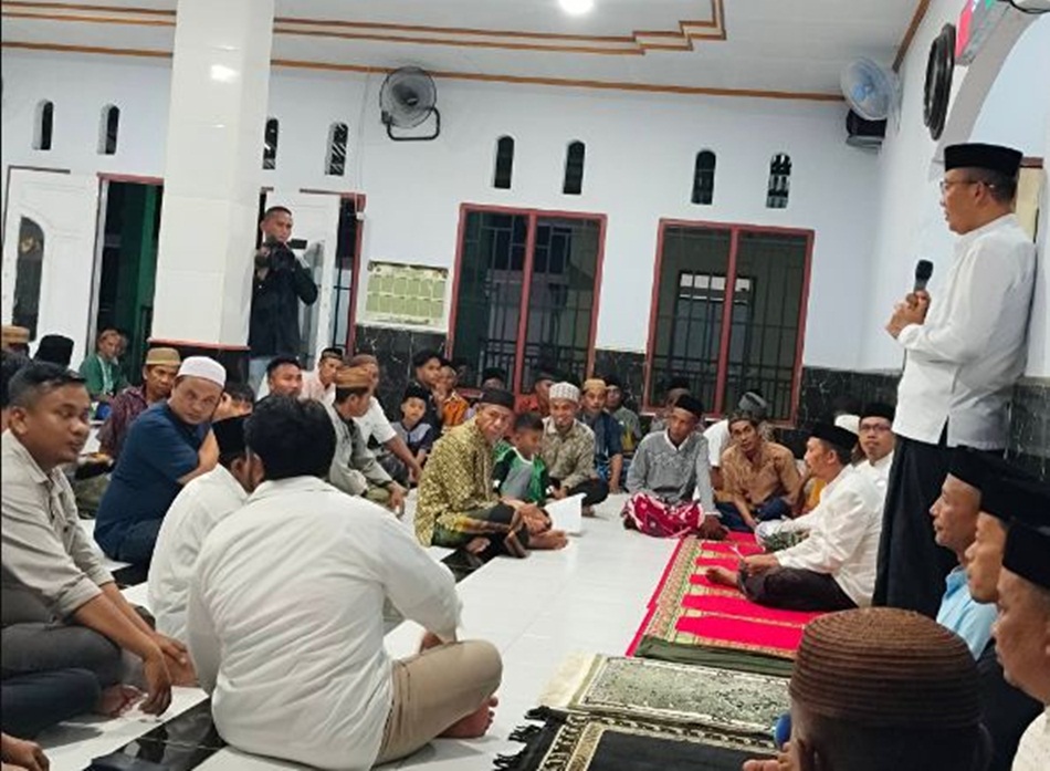 Suasana pelaksanaan  Safari Ramadan menggelar buka puasa bersama jajaran  Pemerintah Kecamatan dan para tokoh masyarakat Du.(F:Hms-Kmfo)