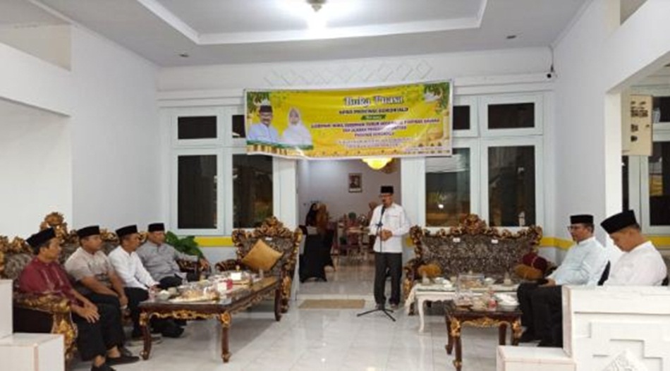 Ketua DPRD Provinsi Gorontalo Thomas Mopili saat memberikan sambutan.(F:hms_Pro)