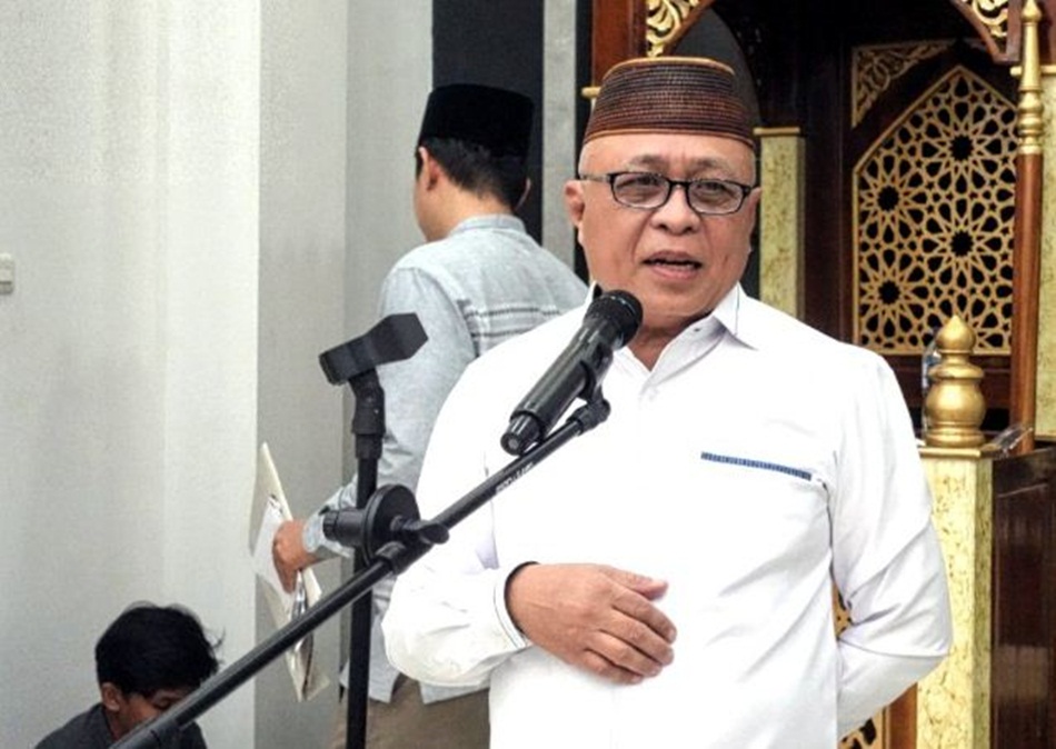 Bupati Gorontalo Sofyan Puhi saat menghadiri Festival Ramadan yang diselenggarakan Kerukunan Keluarga Sulawesi Selatan Provinsi Gorontalo..(F:Kmfo)