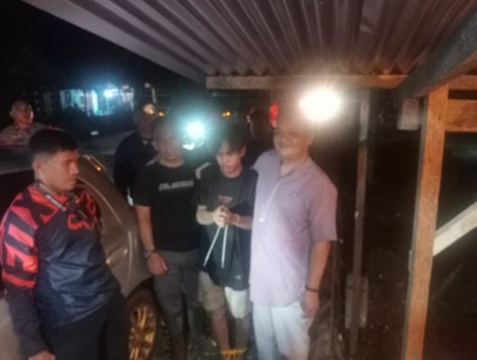 Aparat kepolisian berhasil menangkap kembali seorang tahanan kasus pembunuhan dan pemerkosaan yang sempat melarikan diri dari ruang tahanan Polres Boalemo. (F:Hms-Pol)