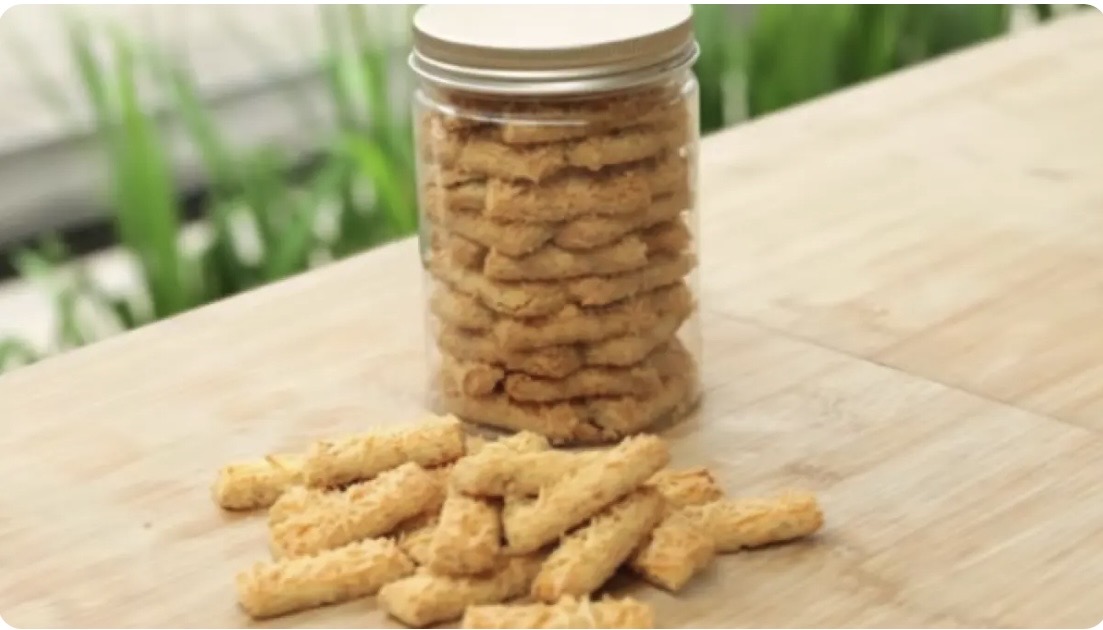 Resep Kastengel yang Enak dan Cocok Disajikan saat Lebaran. (YouTube Devina Hermawan)