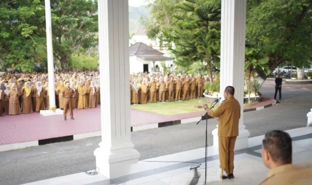 Apel kerja di lingkungan Pemprov Gorontalo yang berlangsung di halaman rumah jabatan gubernur, Senin (30/3/2026). ANTARA/HO-Kominfotik Provinsi Gorontalo 