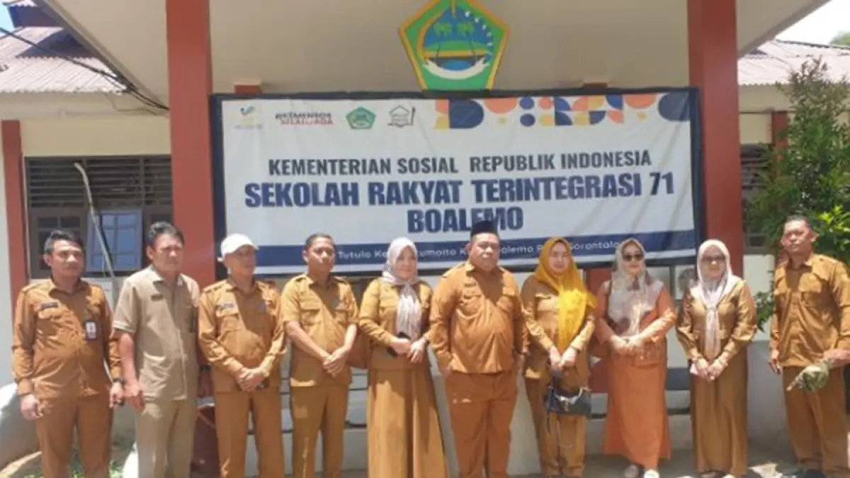 Dipimpin Sekretaris Daerah Sugondo Makmur, rombongan melakukan studi tiru ke  Kabupaten Boalemo yang dinilai lebih dulu mengimplementasikan program sekolah rakyat.(F:Kmfo)