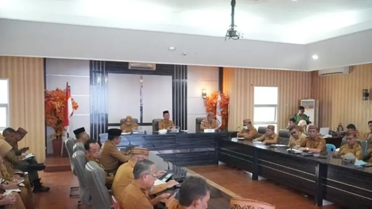 Bupati Gorontalo Utara, Thariq Modanggu pimpin rapat persiapan HUT Gorontalo Utara (Gorut).(F:Kmf)